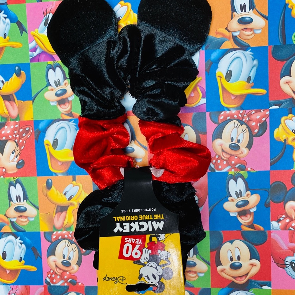 🎈Disney's Mickey Mouse Velvet Scrunchies Duo - Picture 7 of 11